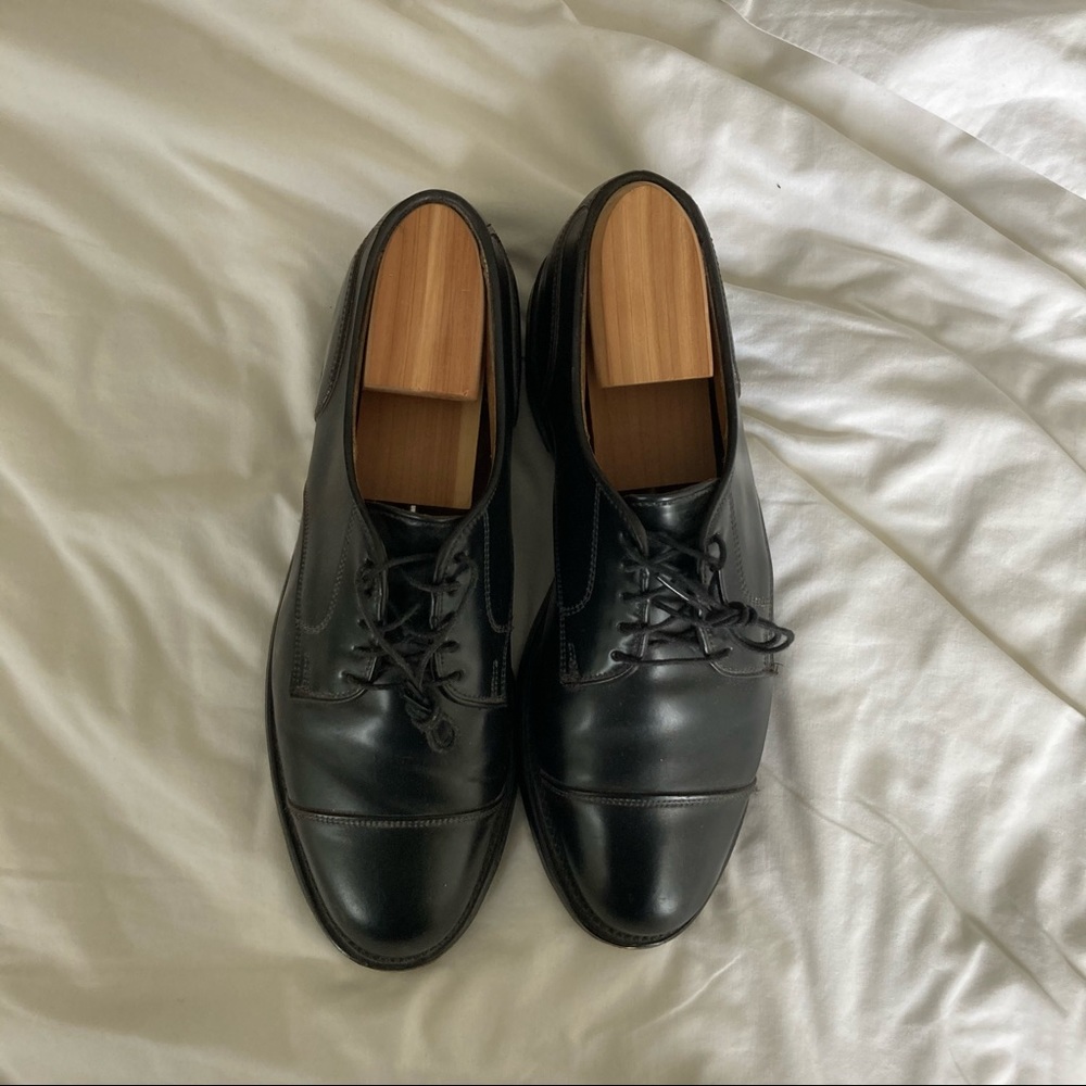ALLEN EDMONDS black loafers, men’s size 8.5